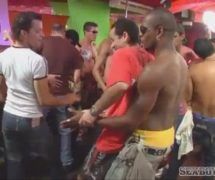 Brasileiros curtindo o carnaval com putaria