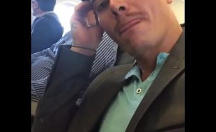 Sexo Gay no Avião