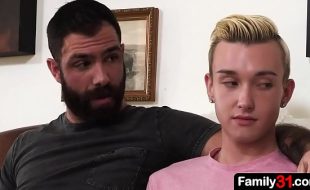 Sexo Gay Com o Padrasto